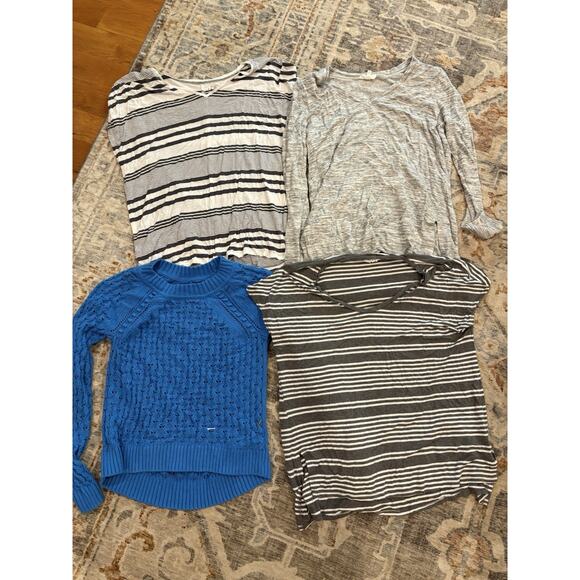 Lot Of 19 Pieces Of Women’s Clothing (sweaters, Shorts +more) Sized XS - Picture 2 of 7